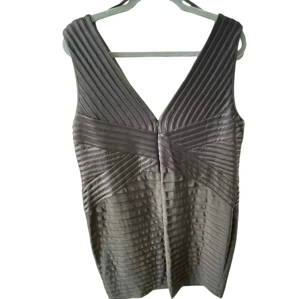 Betsy & Adam Bandage Detail Black Sheath Bodycon Dress NWT 22W - Picture 4 of 11